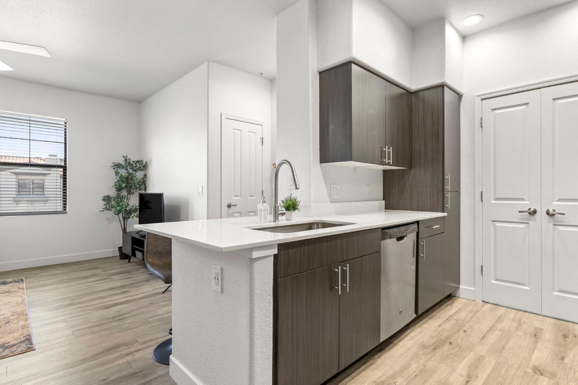 Apartment Cozysuites By The Stadium W Pool! 11 Glendale