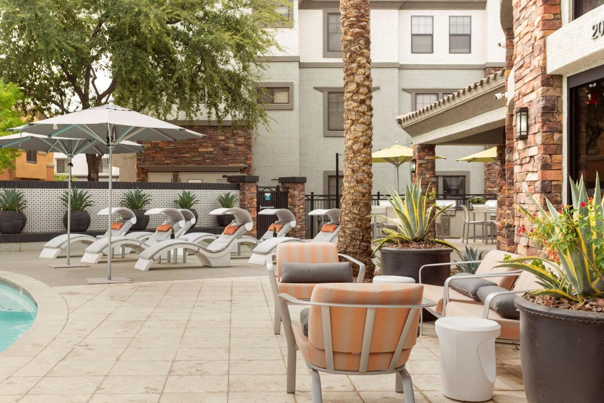 Cozysuites By The Stadium W Pool! 11 * Glendale
